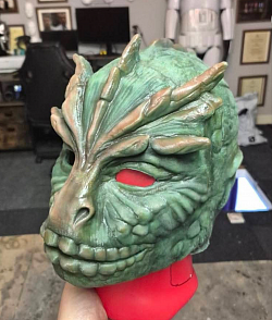 Lizard mask